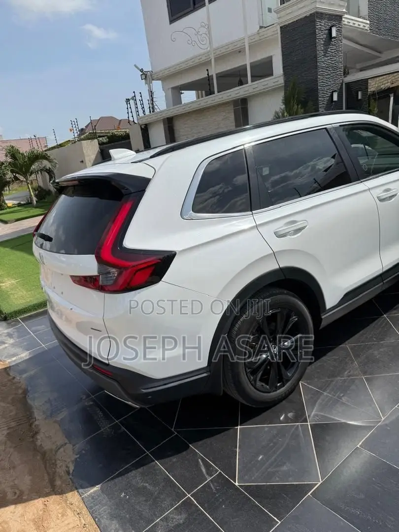 Honda CR-V 2024 White