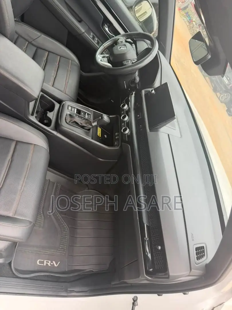 Honda CR-V 2024 White