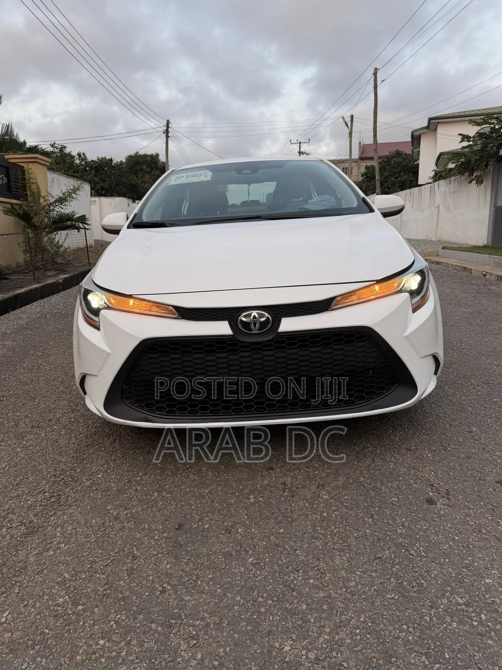Toyota Corolla LE 2021 White