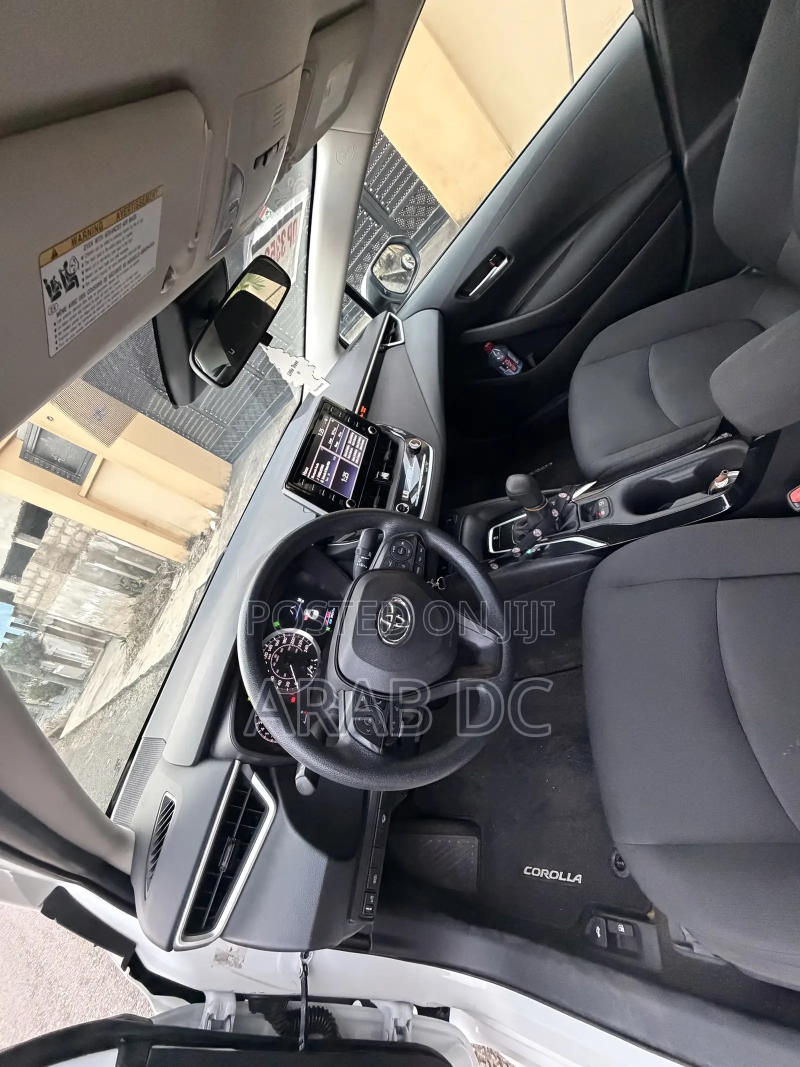 Toyota Corolla LE 2021 White