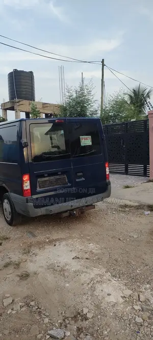 Ford Transit 2012 Blue