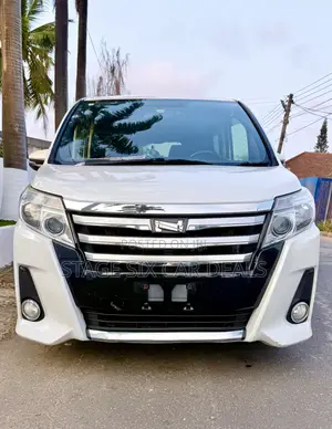 Toyota Noah 2015 White