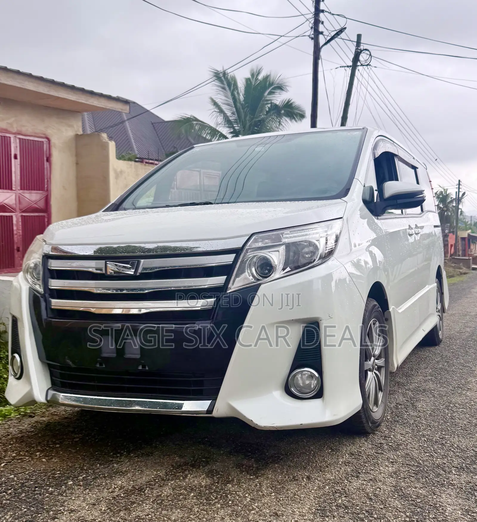 Toyota Noah 2015 White