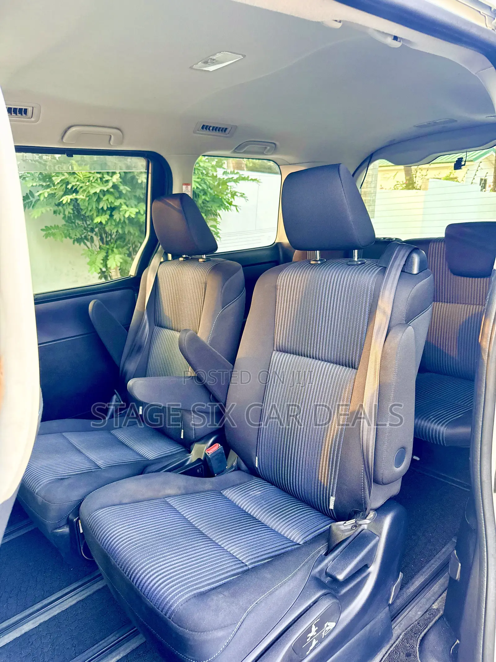 Toyota Noah 2015 White