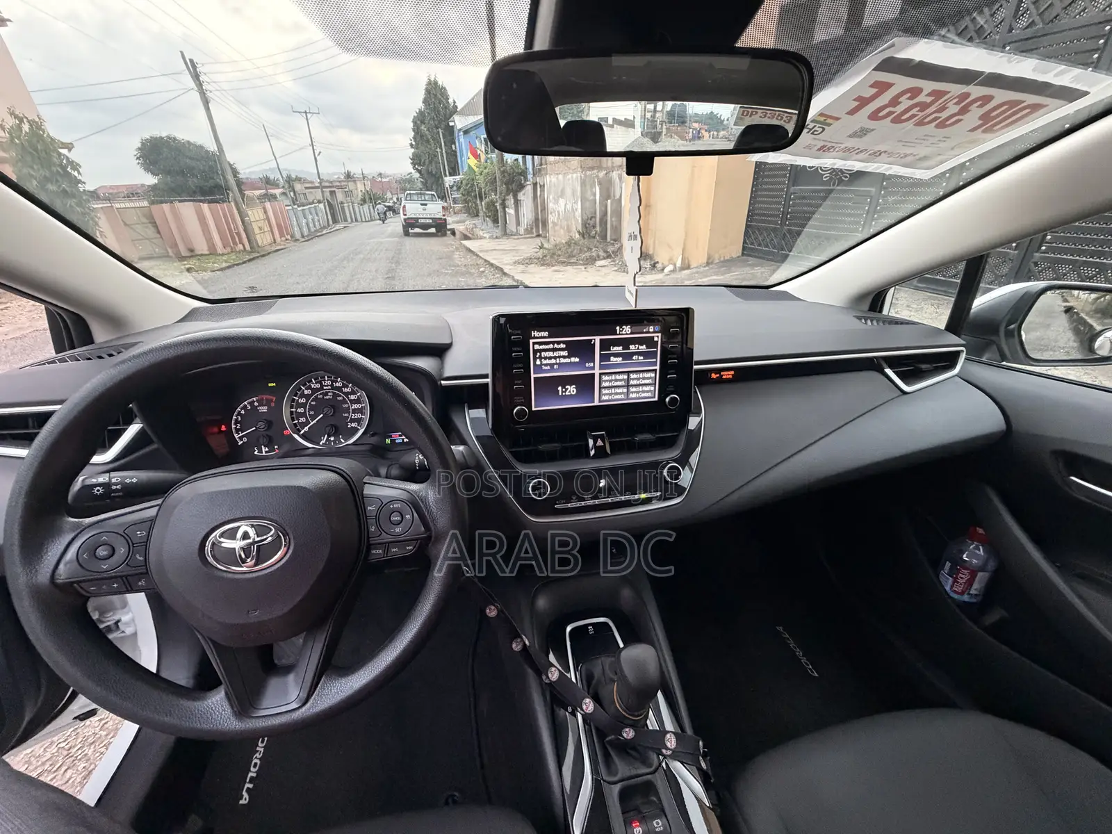 Toyota Corolla LE 2021 White