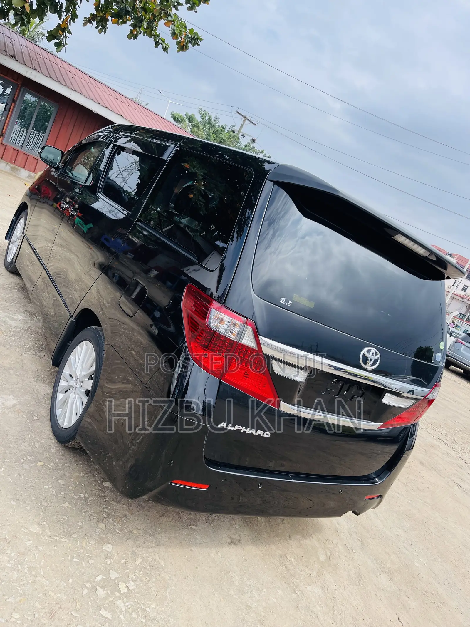 Toyota Alphard 2.4 Petrol AWD 2013 Black