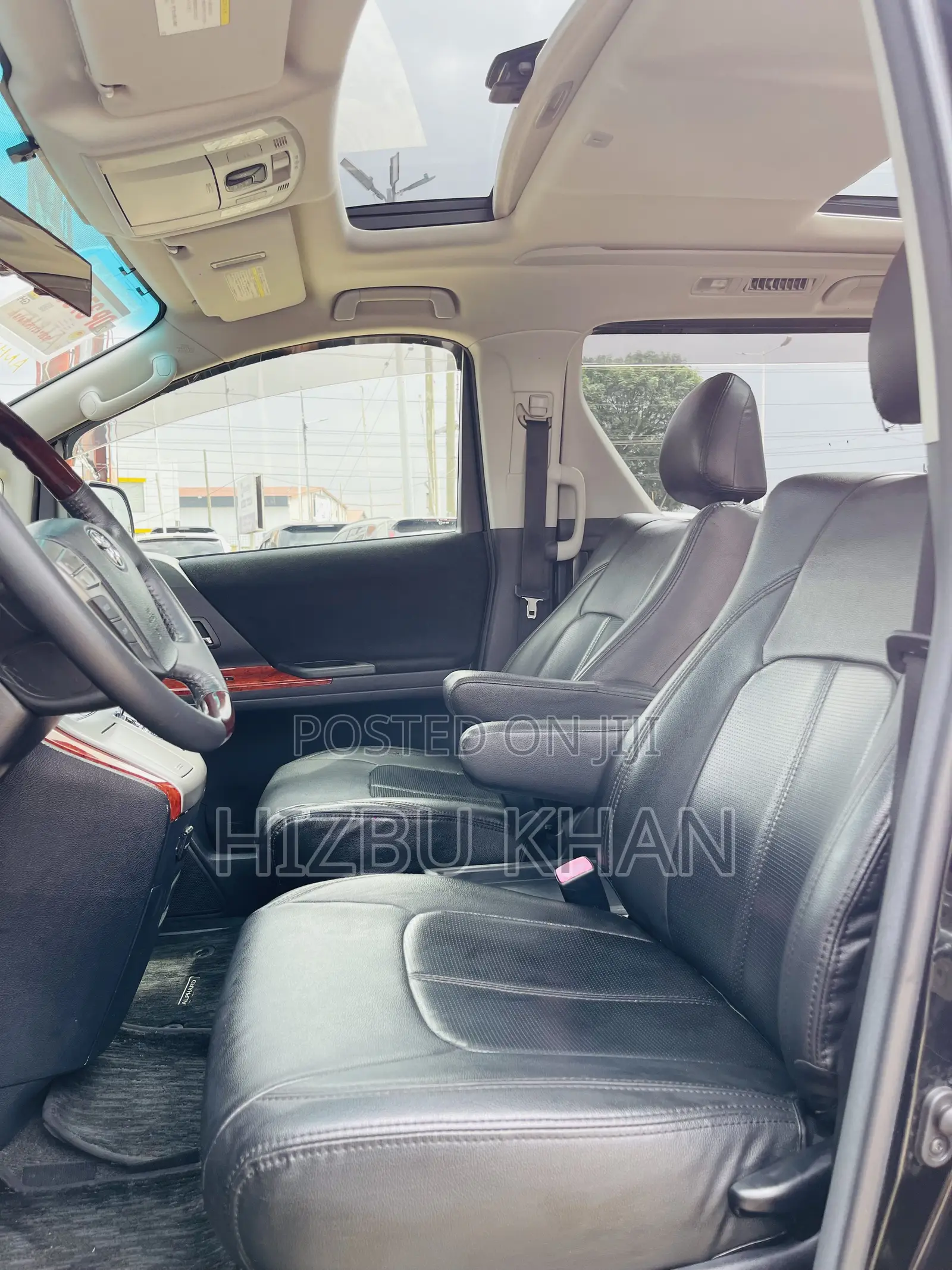 Toyota Alphard 2.4 Petrol AWD 2013 Black