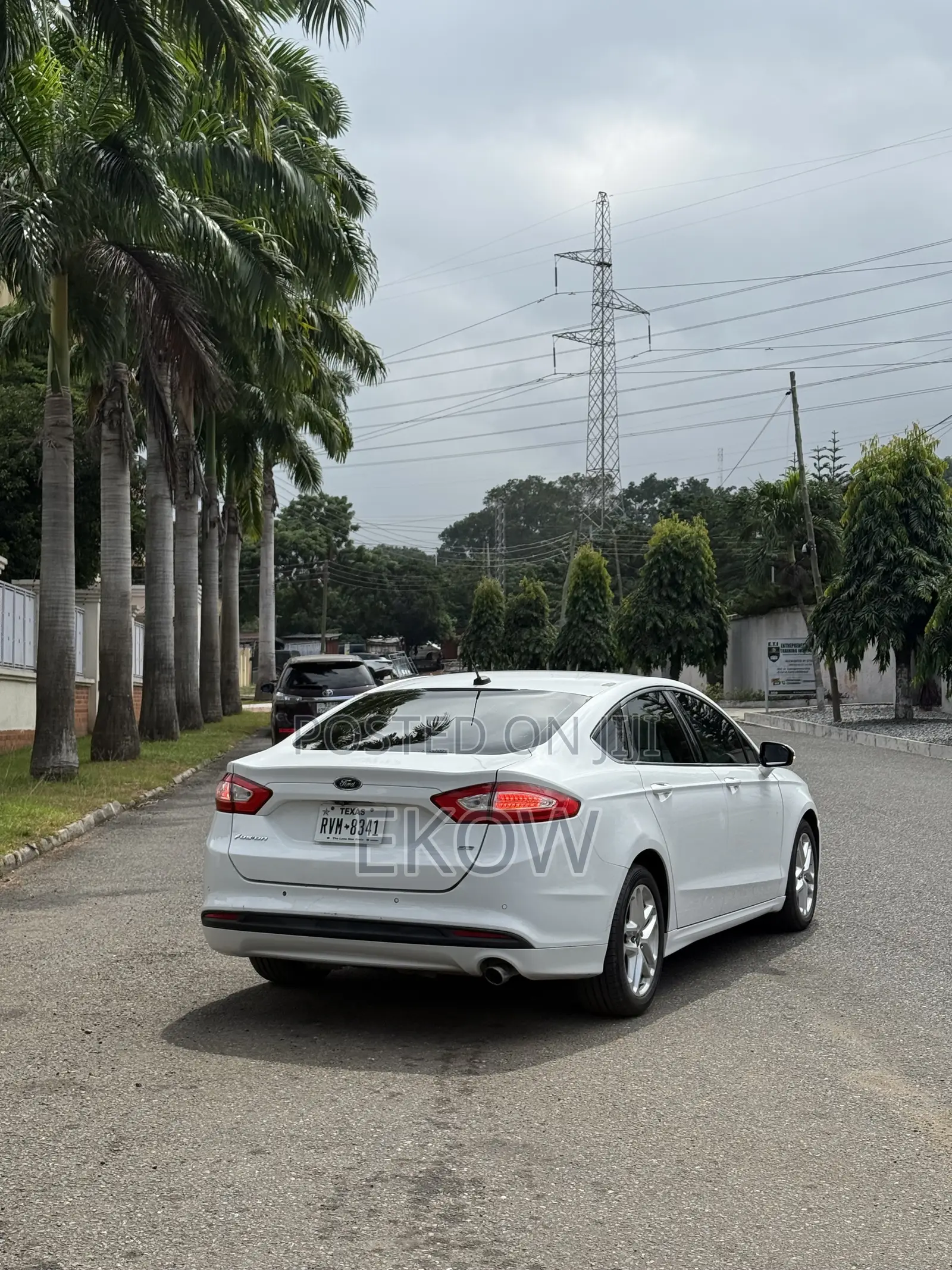 Ford Fusion 2013 White