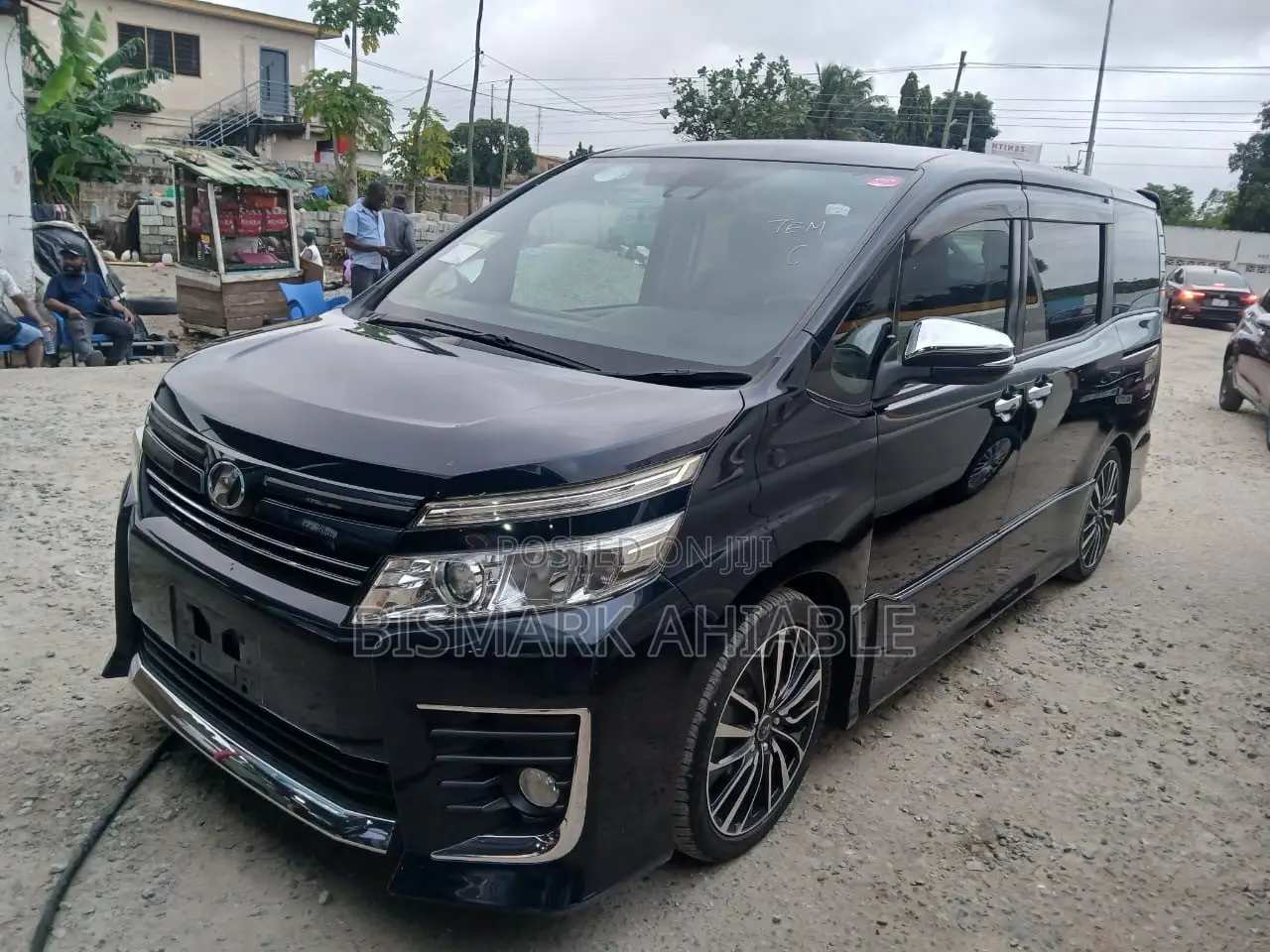 Toyota Voxy V 2WD 8-Seater 2016 Maroon