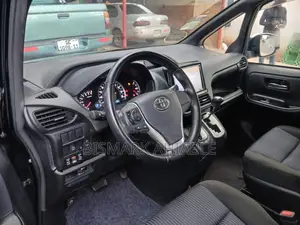 Toyota Voxy V 2WD 8-Seater 2016 Maroon