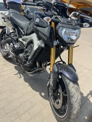 Yamaha 2022 Black
