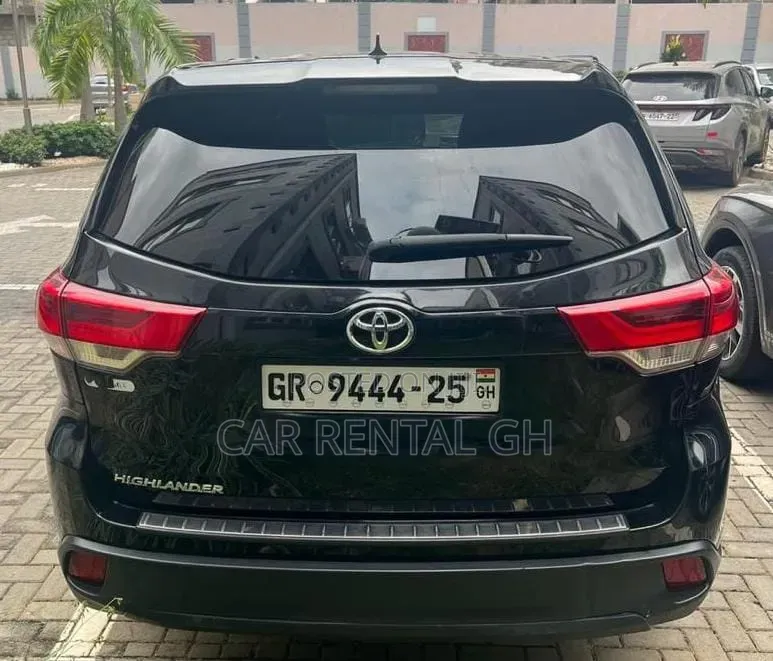 Toyota Highlander for Rent