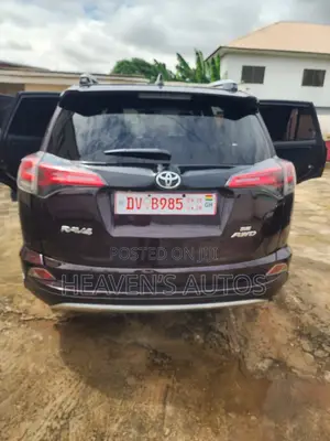 Toyota RAV4 SE 4dr SUV (2.5L 4cyl 6A) 2018 Maroon