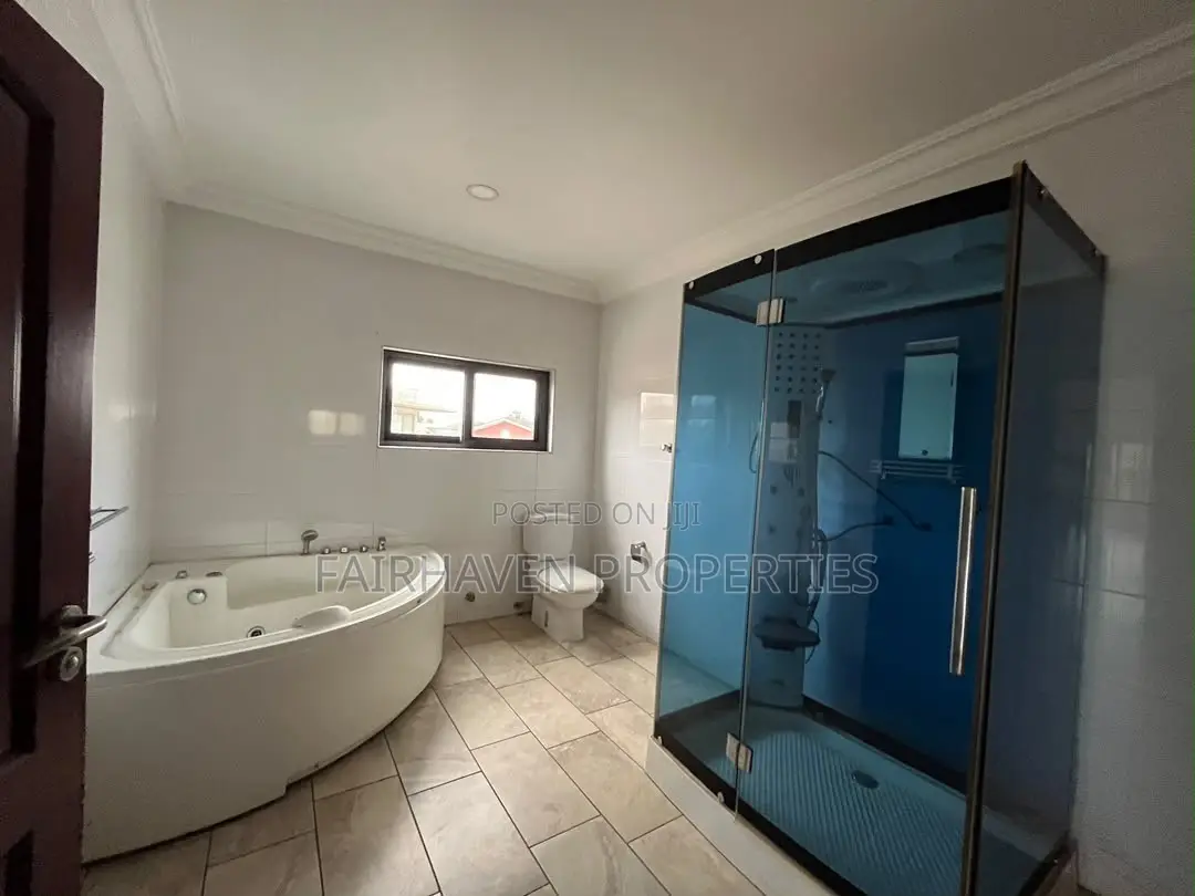 4bdrm Mansion in Airport Hills for rent