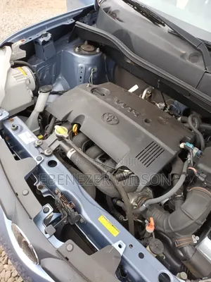 Toyota Sienta 2013 Blue