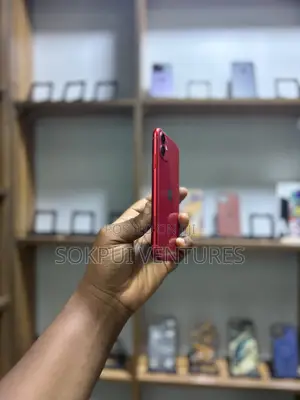 Apple iPhone 11 128 GB Red