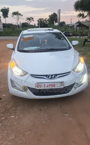 Hyundai Elantra 2015 White