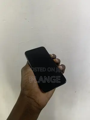 Apple iPhone X 64 GB Black