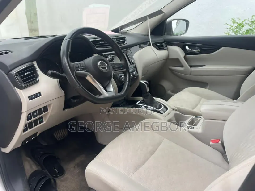Nissan Rogue 2019 Silver
