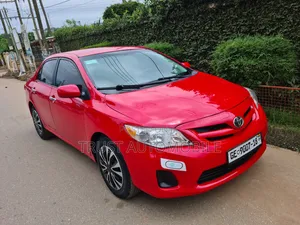 Toyota Corolla 2013 Red
