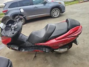 Honda Forza 2019 Red