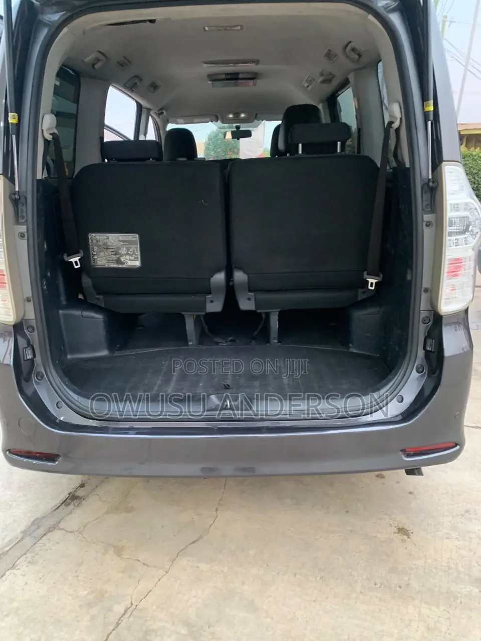 Toyota Voxy 2012 Black