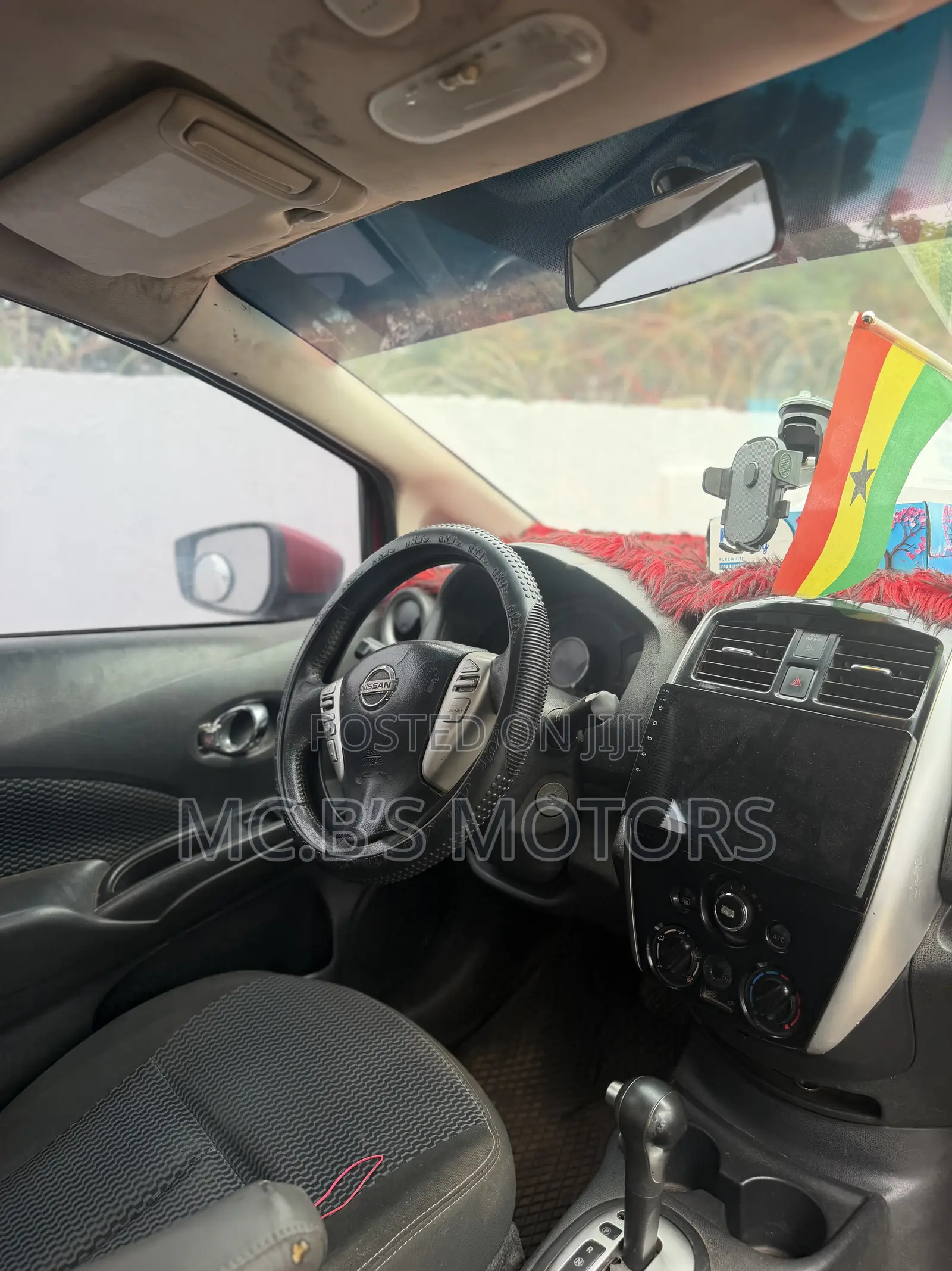 Nissan Versa 2015 Red