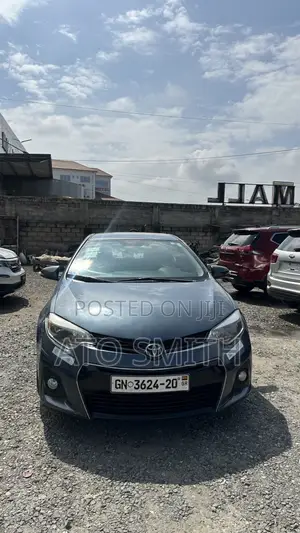 Toyota Corolla 2015 Gray