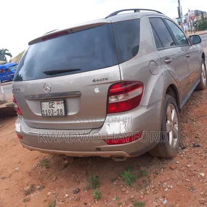 Mercedes-Benz M Class 2008 Gold