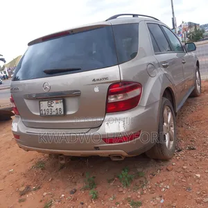 Mercedes-Benz M Class 2008 Gold