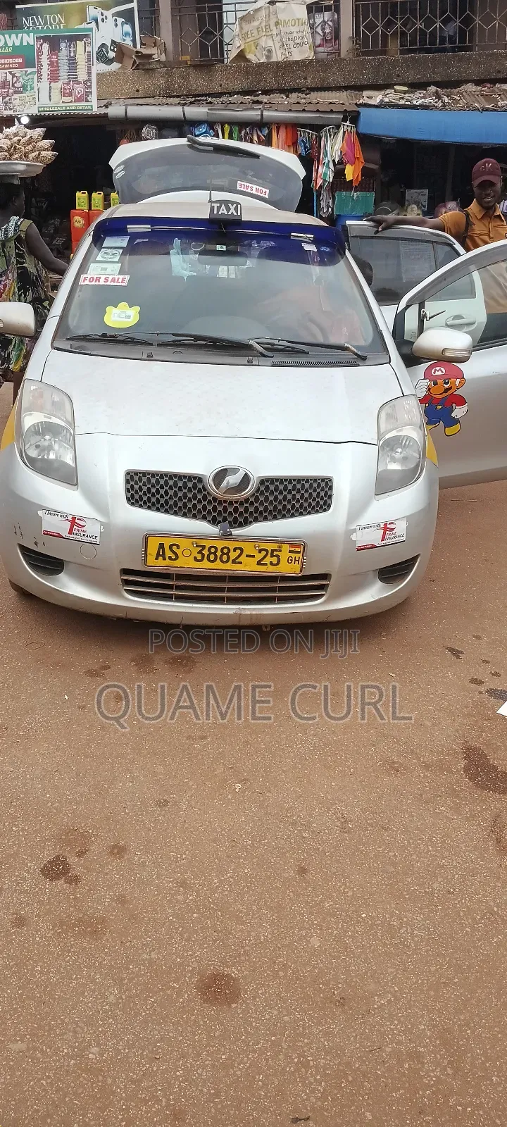 Toyota Vitz 1.3 AWD 3dr 2010 Off white