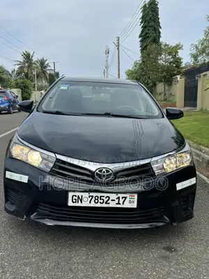 Toyota Corolla LE Eco Plus 4dr Sedan (1.8L 4cyl CVT) 2014 Black