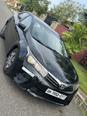 Toyota Corolla LE Eco Plus 4dr Sedan (1.8L 4cyl CVT) 2014 Black