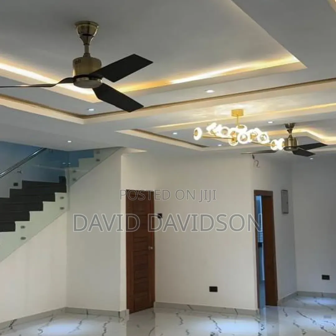 4bdrm Mansion in 4 Bedroom With, Tema Metropolitan for sale