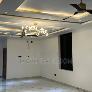 4bdrm Mansion in 4 Bedroom With, Tema Metropolitan for sale