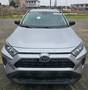 Toyota RAV4 2021 Gray