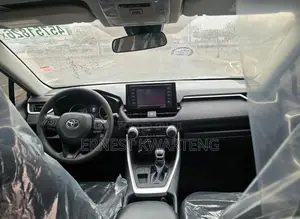 Toyota RAV4 2021 Gray