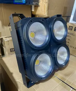 4-Eye COB LED Stage Blinder