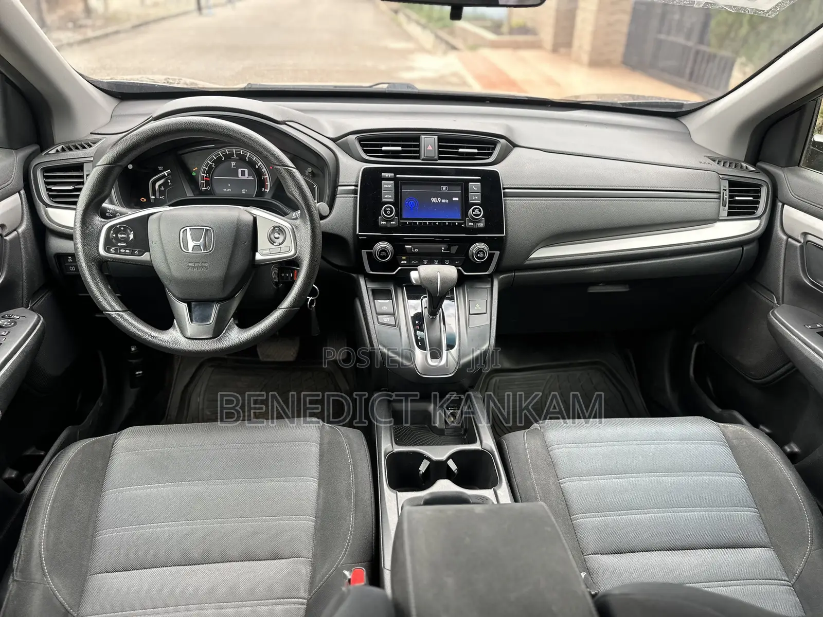 Honda CR-V LX 1.5 2019 Gray