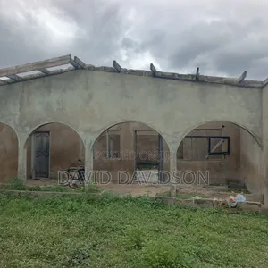 4bdrm Chalet in 4 Bedroom House , Tema Metropolitan for sale