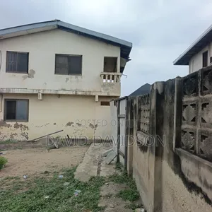 4bdrm Chalet in 4 Bedroom House , Tema Metropolitan for sale