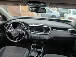 Kia Sorento 2018 Silver