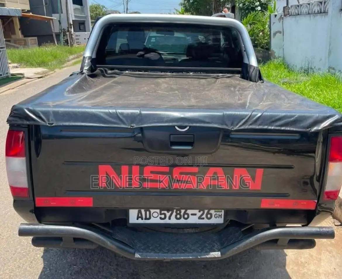 Nissan Hardbody 2008 Black