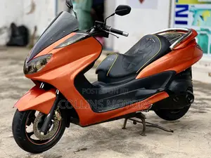 Yamaha Majesty 2019 Orange