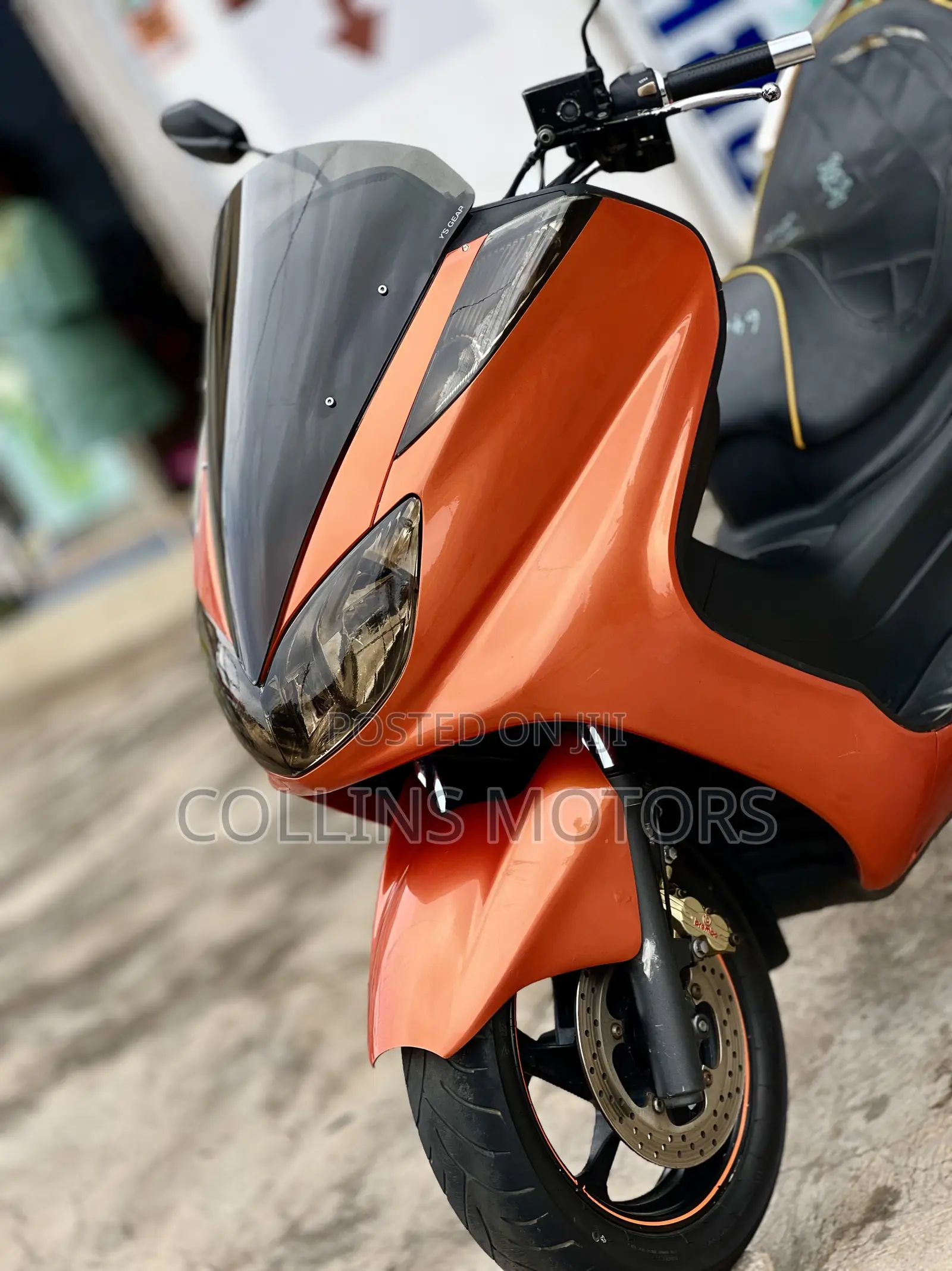 Yamaha Majesty 2019 Orange