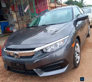 Honda Civic 2018 Silver