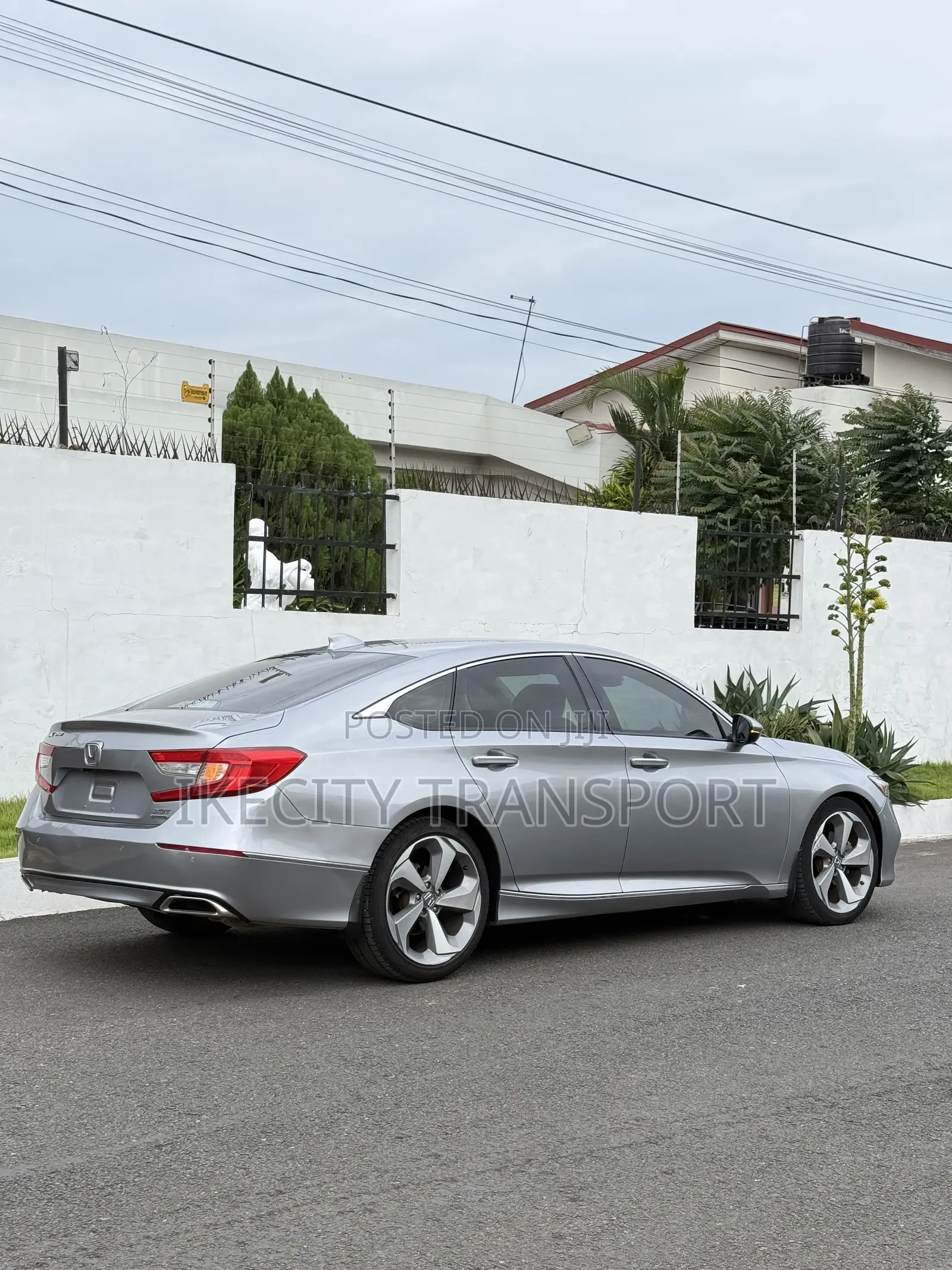 Honda Accord Touring 2.0T 2018 Silver