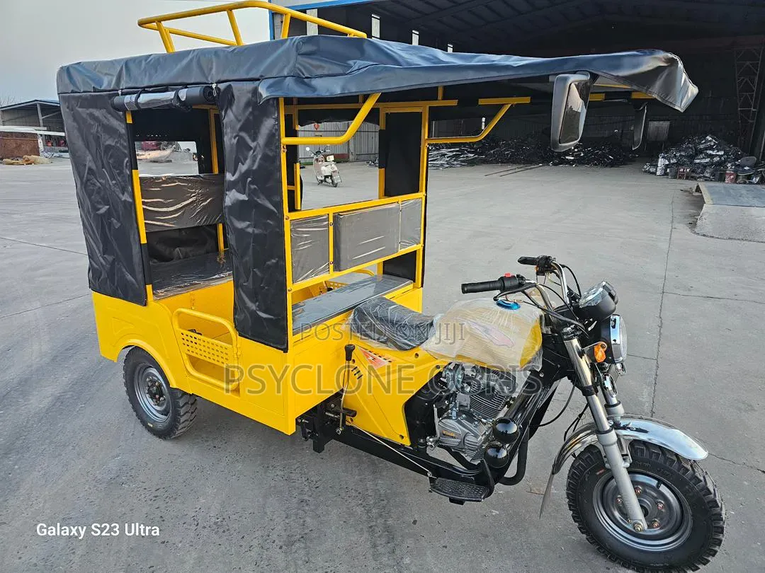 New Motorcycle 2025 Yellow