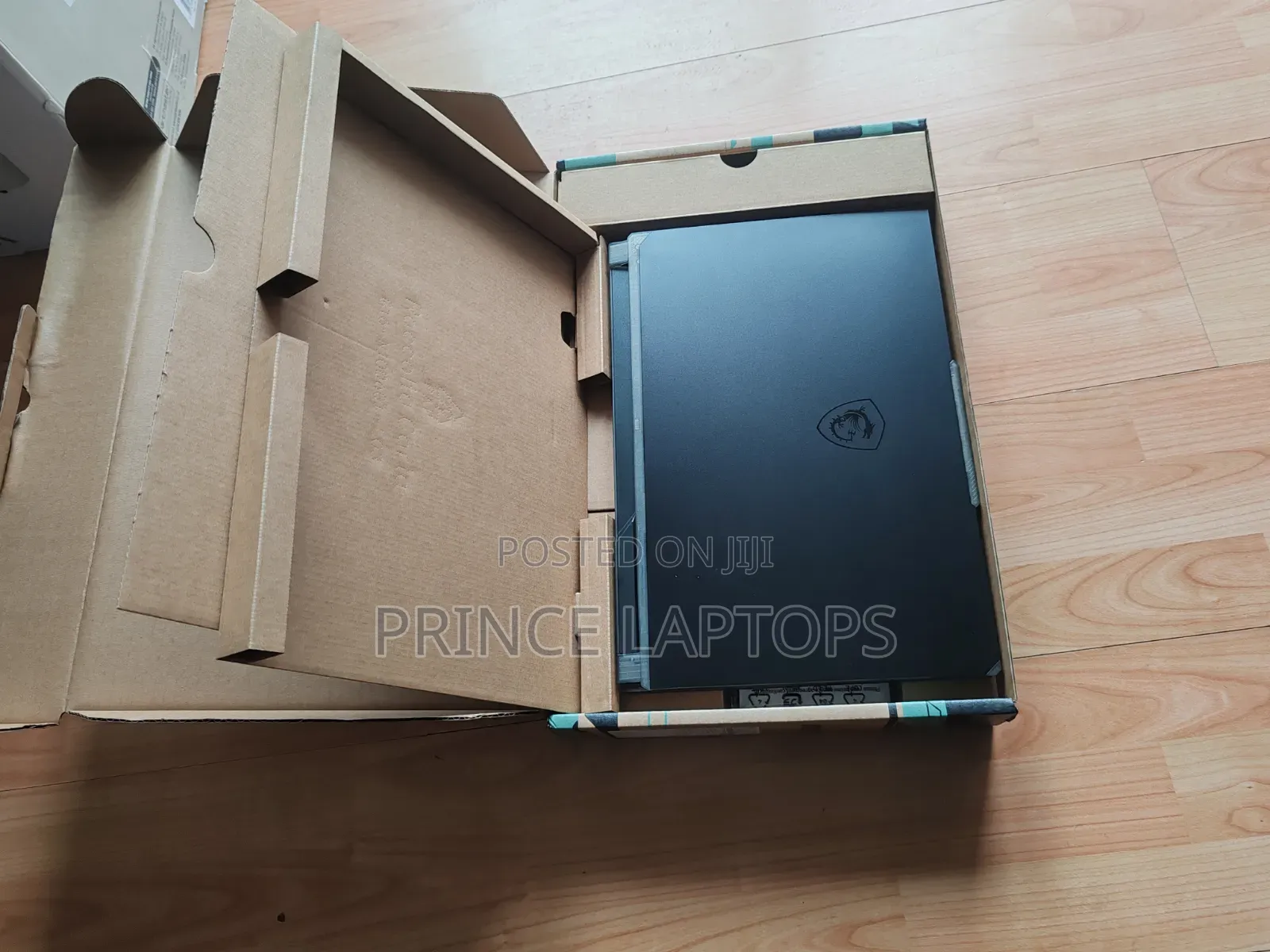 New Laptop MSI Cyborg 15 16GB Intel Core i5 SSD 512GB