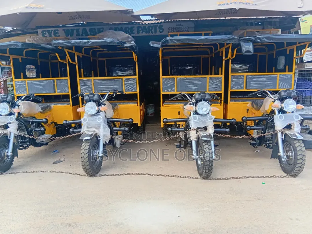New Motorcycle 2025 Yellow